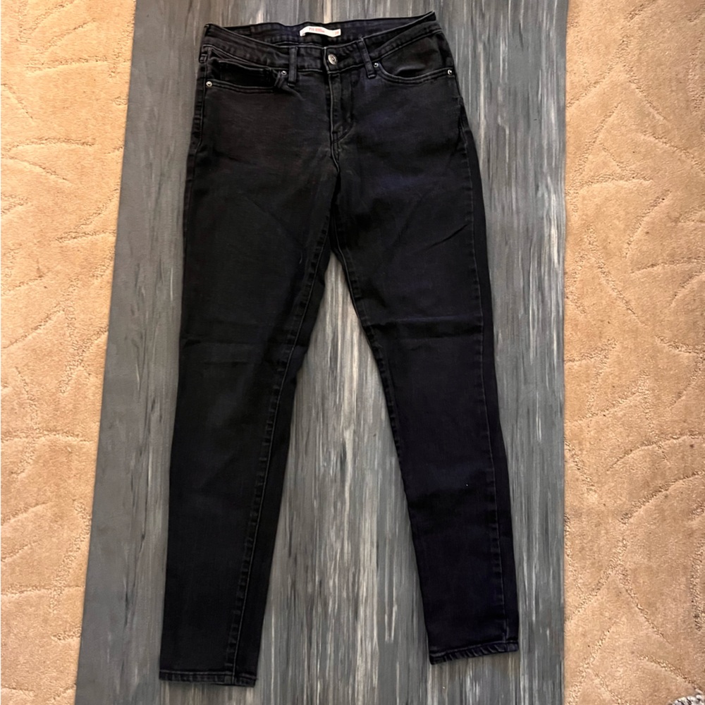 Levi’s 711 Skinny Jeans – Size 28 Black Denim